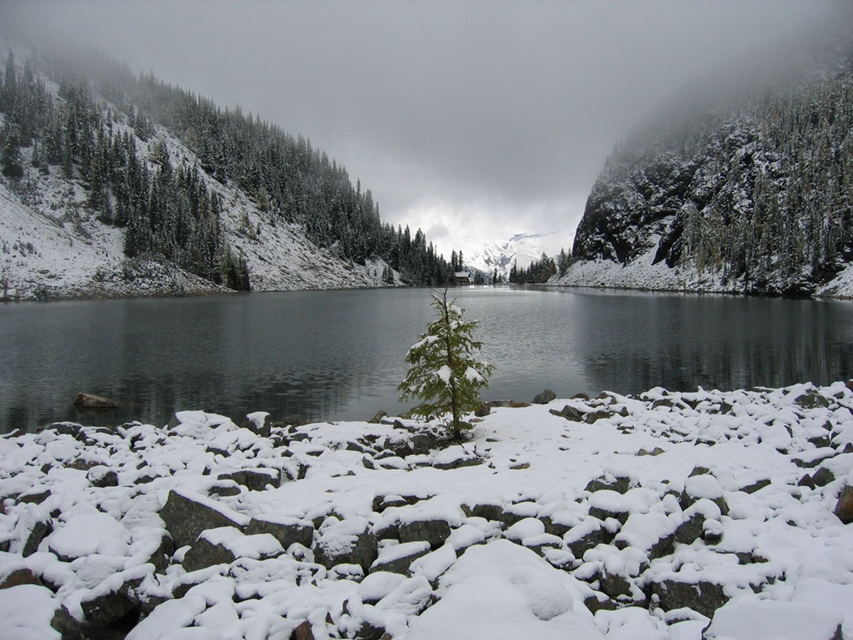 Lake Agnes
