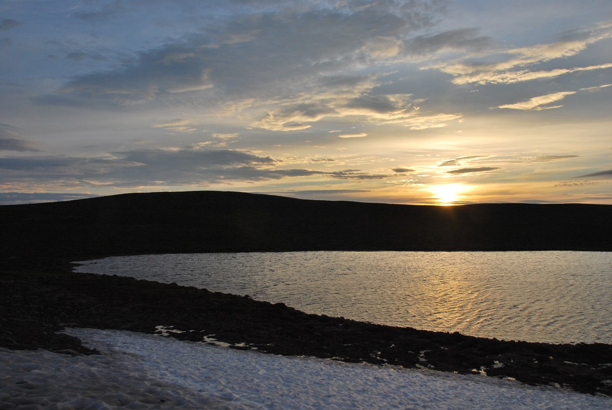 Pyhäkero, Lake on the Summit