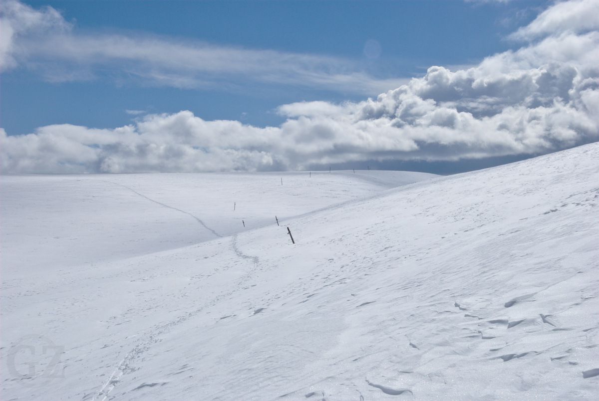 Skiing to Hannukuru