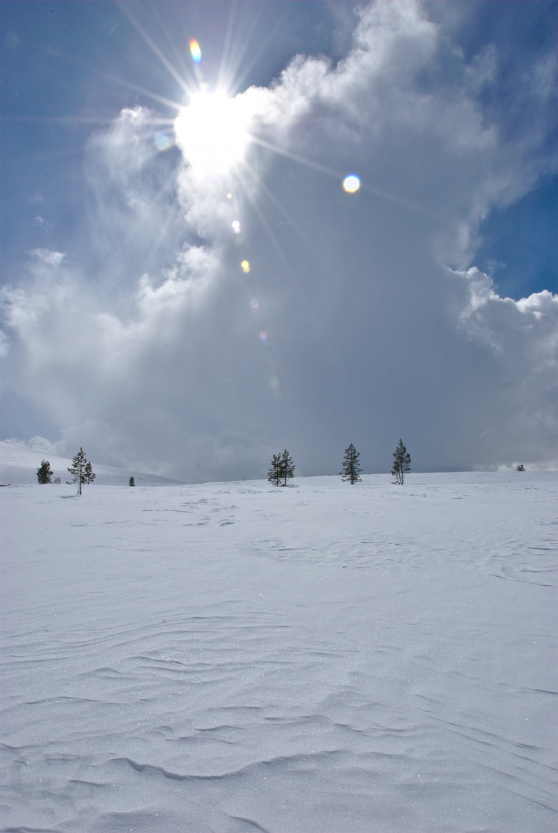 Skiing to Hannukuru
