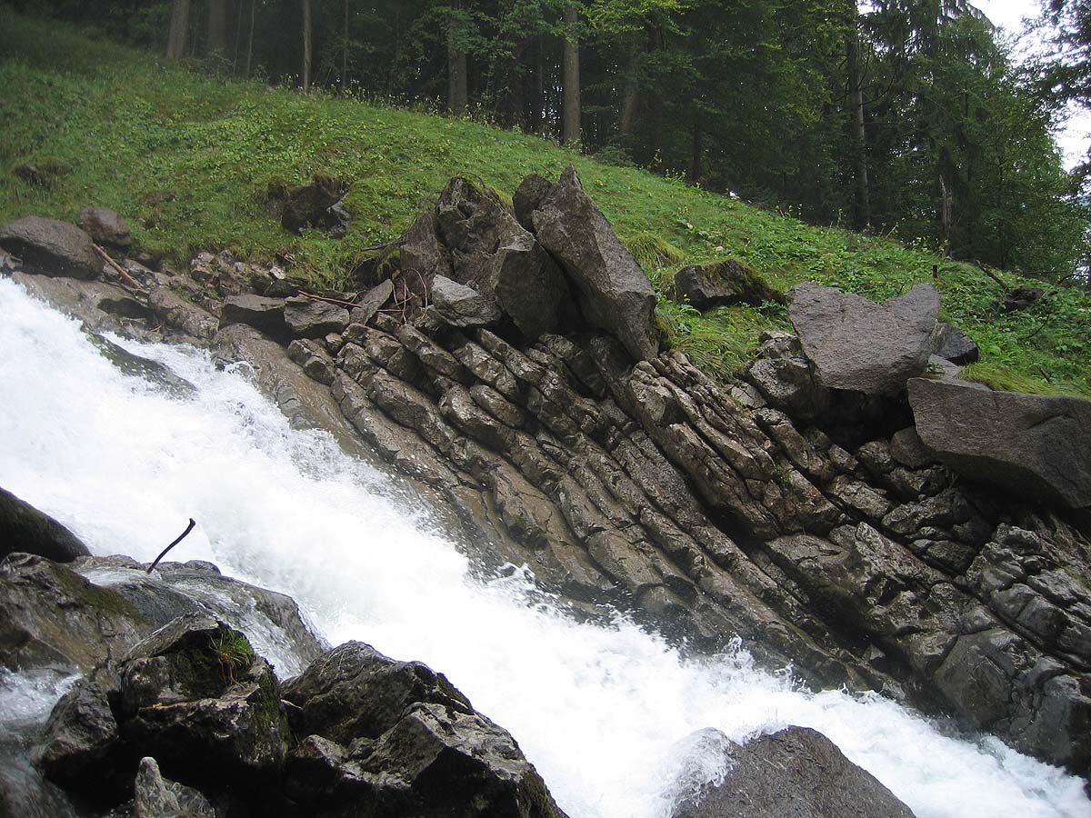 Giessbach Falls