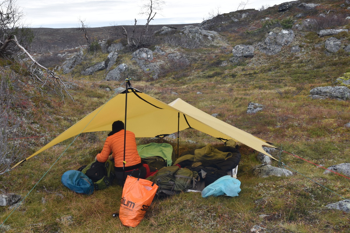 diy - how to make your own lightweight tarp - with